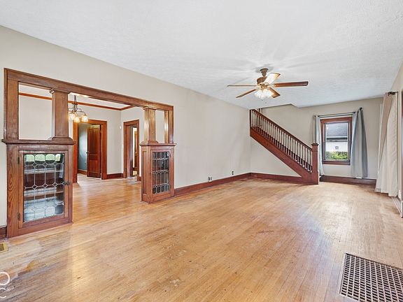 5th image of 6415 Oaklandon Rd