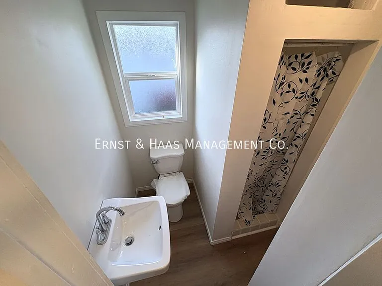 15334 S Orizaba Ave #B — Photo 6