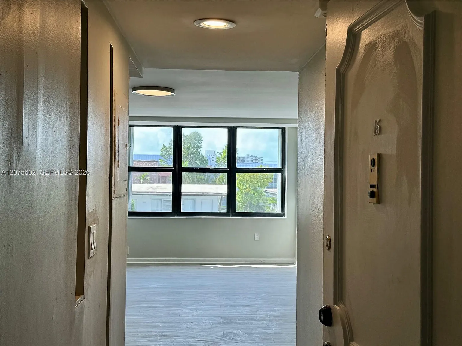 Cristal Shores Condo — Photo 2