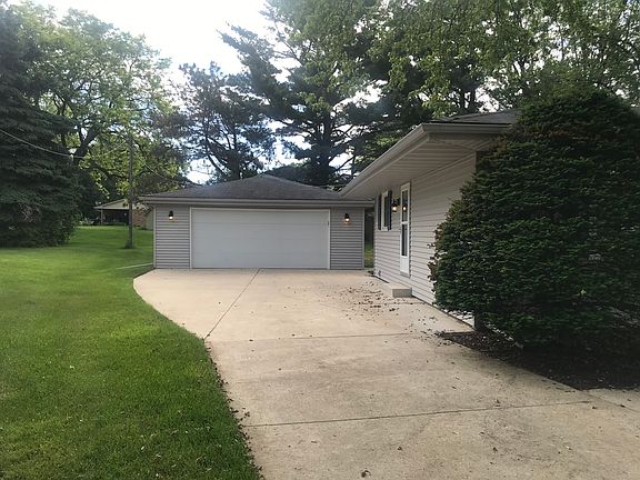 3rd image of 3903 Packard Pkwy