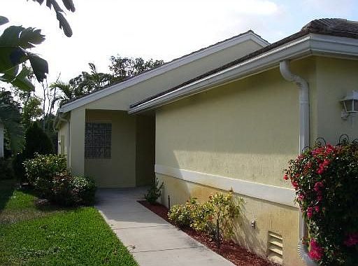 1st image of 780 Clearbrook Park Cir