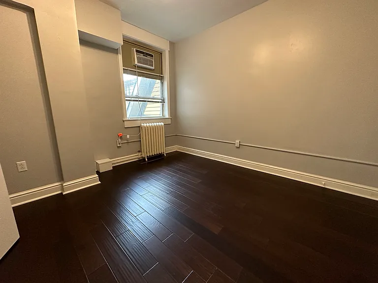5721 Elwood #B3