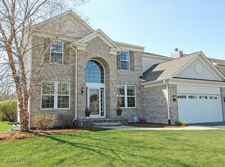7 Benton Ct, Algonquin, IL 60102