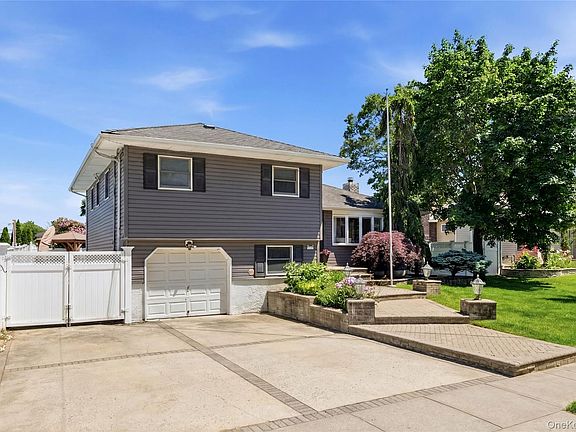 2nd image of 453 2nd Avenue