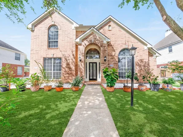 3822 Shady Harbor Dr, Houston, TX 77082