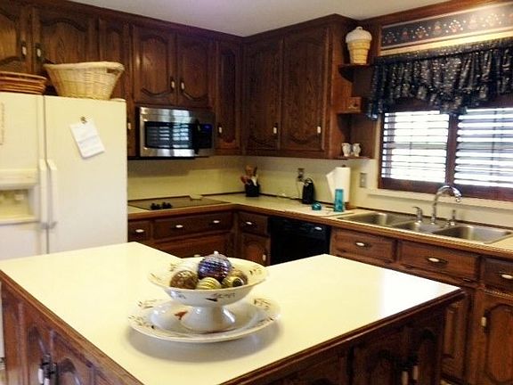 Kitchen- double ovens