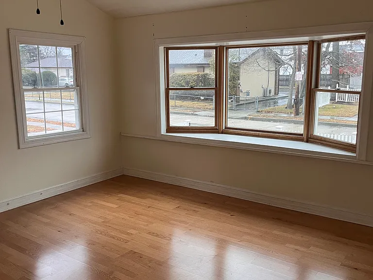 49 Manor Rd #1 — Photo 1