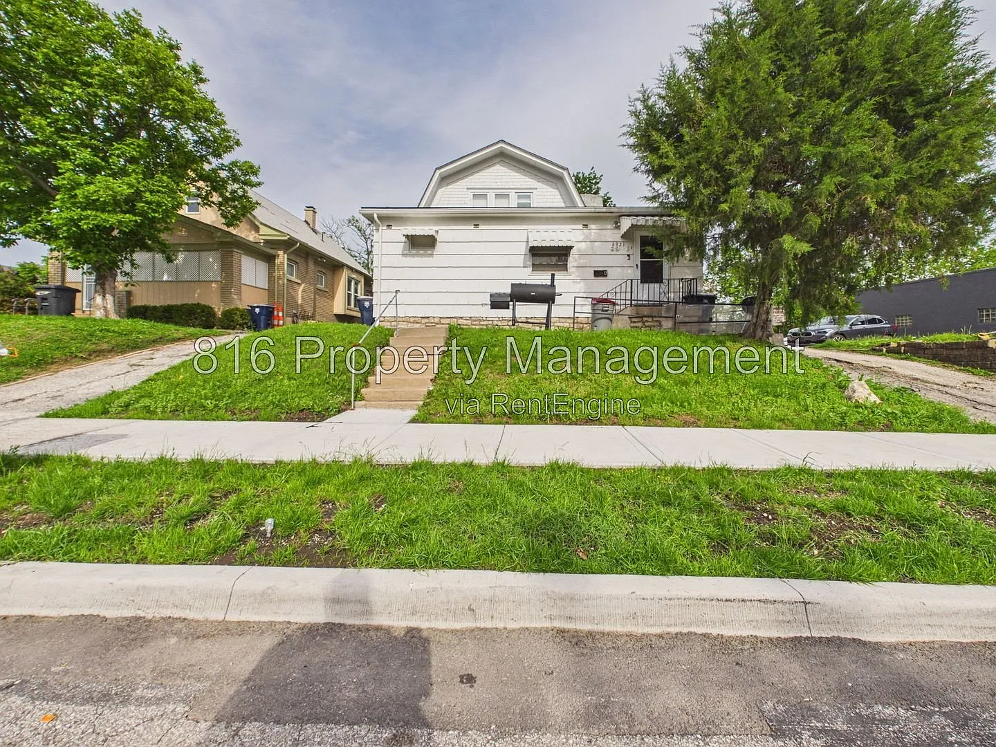 1 bed, 1.0 bath, $795 — Photo 2