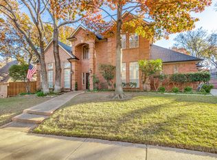 922 Ridge Ct, Keller, TX 76248