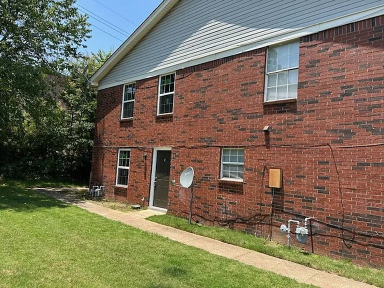 8061 Martha Ann Ln — Photo 12