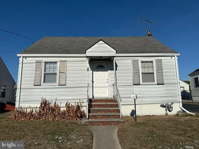 158 Liberty St photo 1