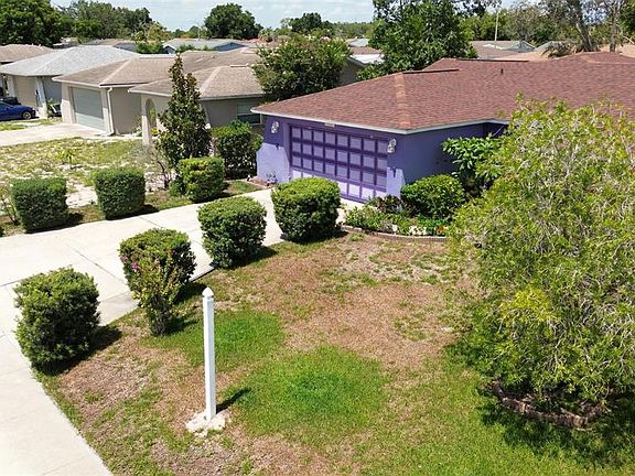 3rd image of 9836 Morehead Ln