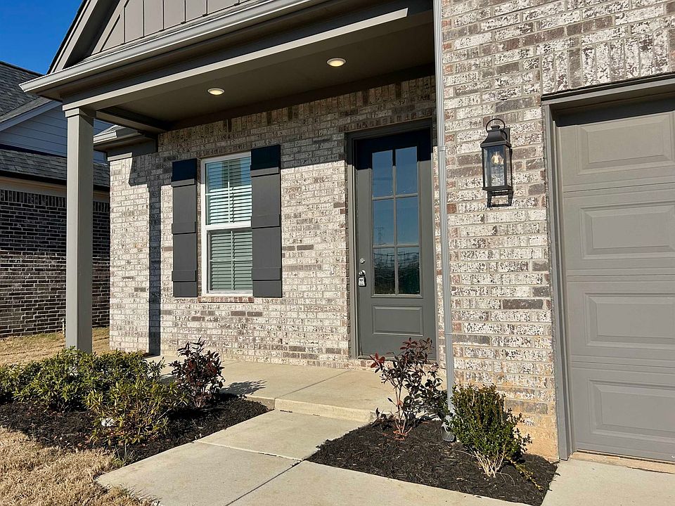 1st image of 9748 N Bloomington Cir