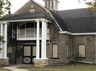 401 S Oak St UNIT 1, Iola, KS 66749