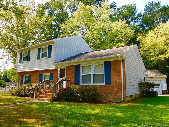 5th image of 176 Sheppard Dr