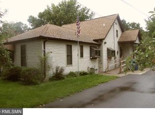 321 7th St S, Sauk Rapids, MN 56379