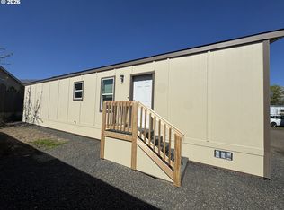 1085 W 1st Ave #K, Junction City, OR