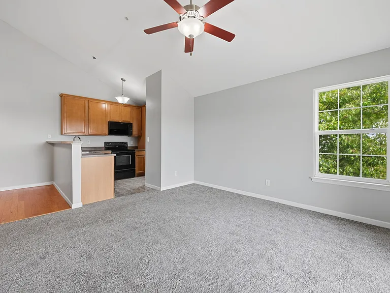 5300 Spring River Dr — Photo 13