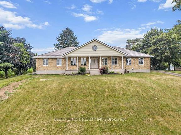 2nd image of 9869 Currie Rd