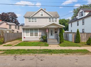 421 Hegeman Street, Schenectady, NY 12306