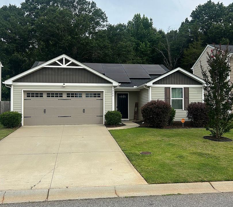 1st image of 111 Portchester Ln