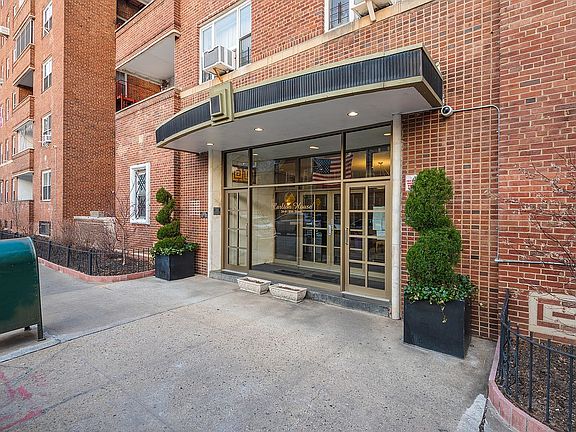 2nd image of 3441 85th St APT 4D