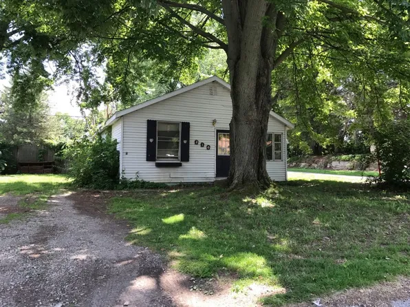 210 Cement St, Castalia, OH 44824