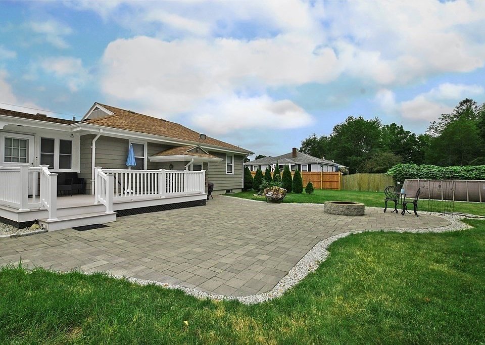 846 N Eastern Ave, Fall River, MA 02720 Zillow