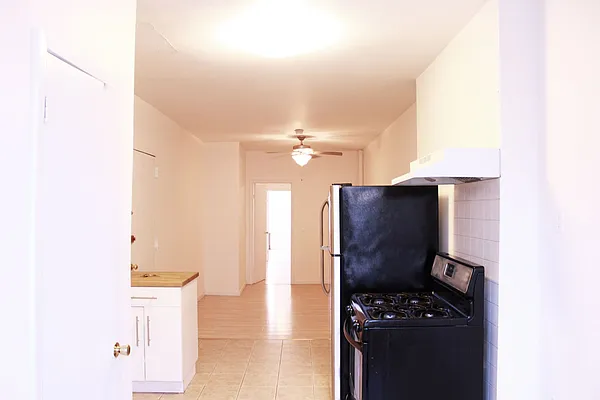 Rented by Brooklyn Key | media 18