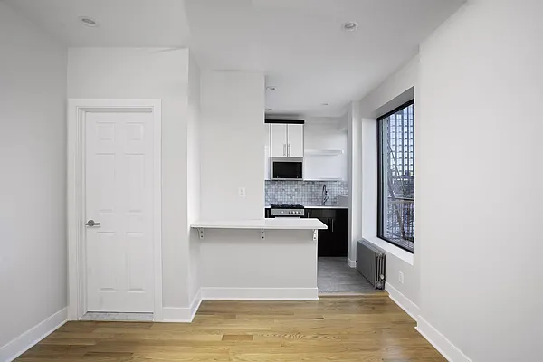 Rented by New Age Realty Group | media 30