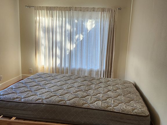 5th image of 6652 Lawndale St