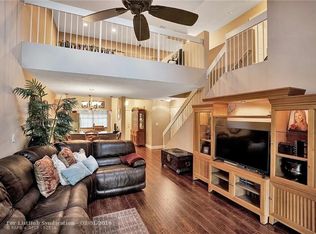 1629 Cypress Pointe Dr #4-1, Coral Springs, FL 33071
