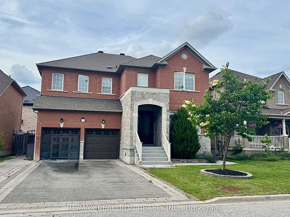 2nd image of 31 Glaceport Cres