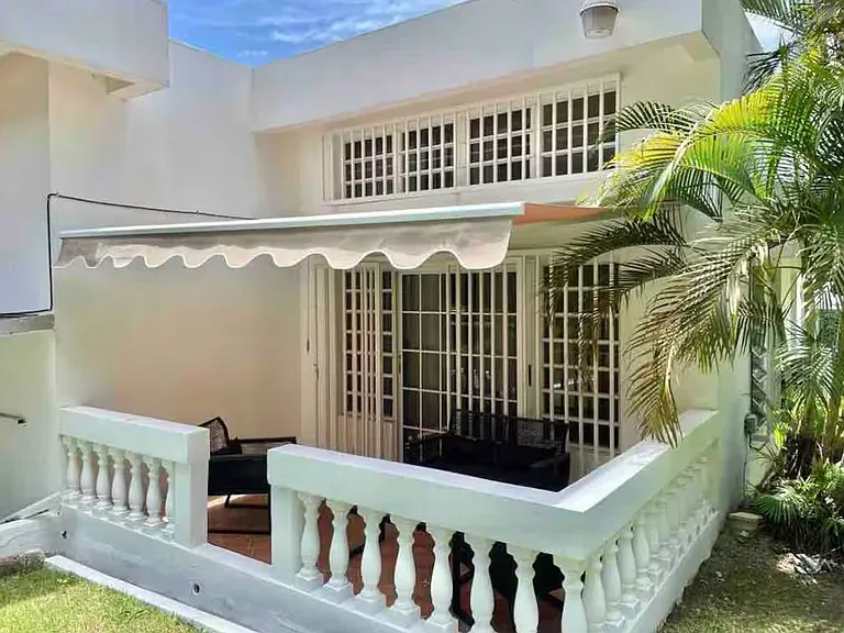 305 Calle La Bolera — Photo 2