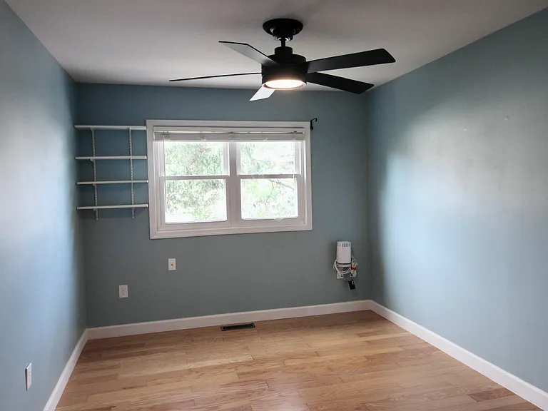 8501 Buckeye Ct — Photo 11