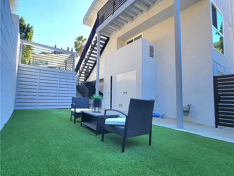 17148 Escalon Dr — Photo 22