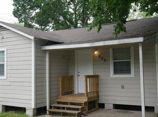 208 E Francis St, Baytown, TX 77520