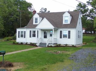 224 Pine Rd, Scottsville, VA 24590
