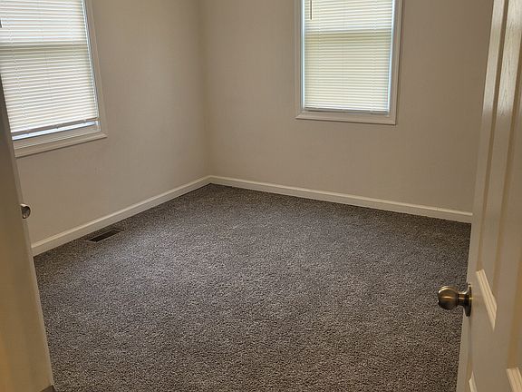 5th image of 22 Hazel Ave #2
