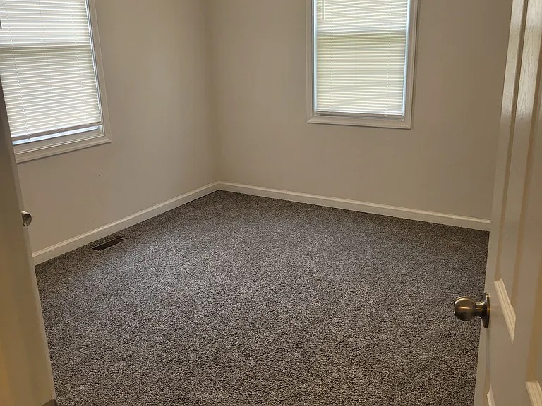 22 Hazel Ave #2 — Photo 5