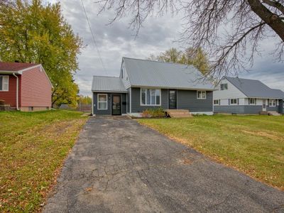 420 Arlington Rd, Hoyt Lakes, MN, 55750