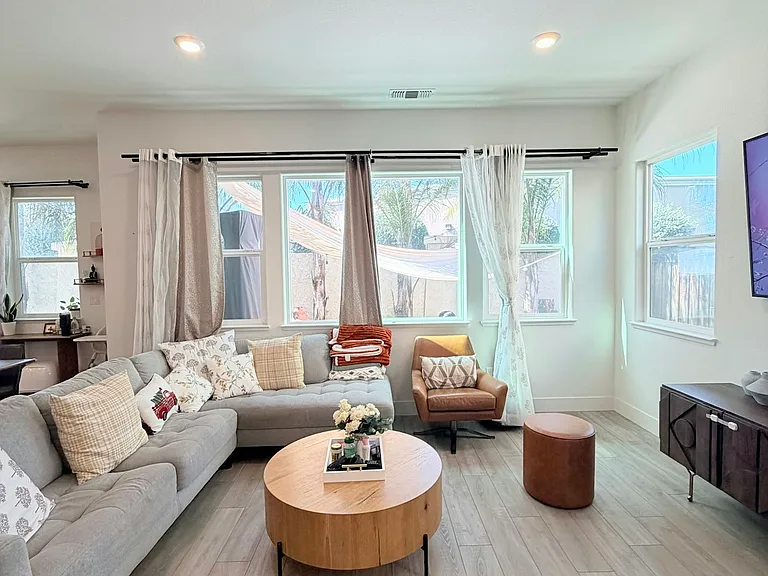 42 Redberry Loop — Photo 4