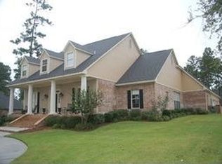 2921 Long Lake Dr, Shreveport, LA 71106