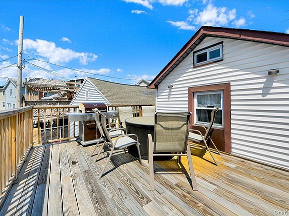 3rd image of 96 Edgewater Park C #96