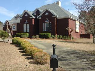 101 Surrey Ct, Dothan, AL 36305