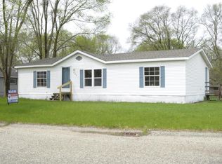 823 N York St, Belding, MI 48809