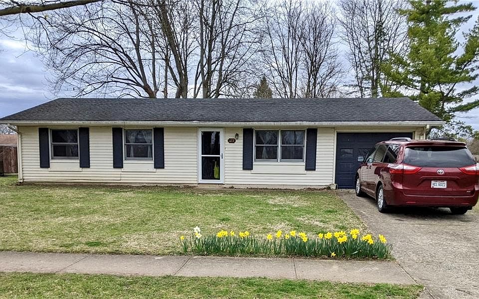 1st image of 123 Regency Dr