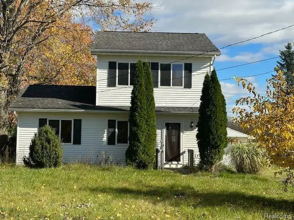 4129 Flajole Rd, Midland, MI 48642