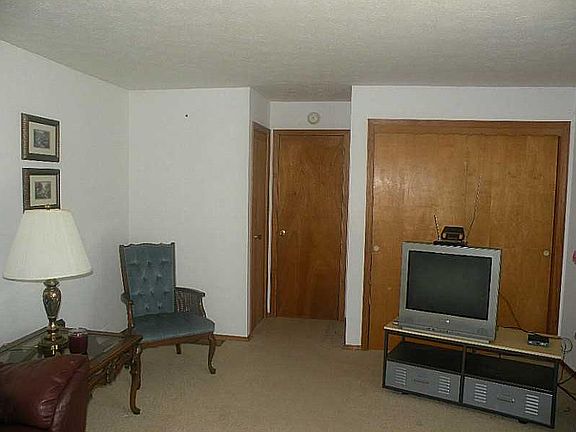 3rd image of 1636 S Norfolk St