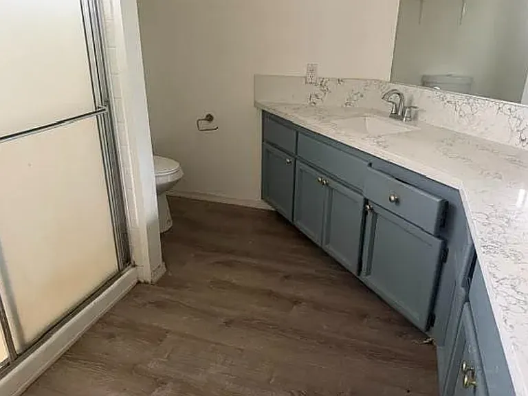 8107 Darien Cir — Photo 3